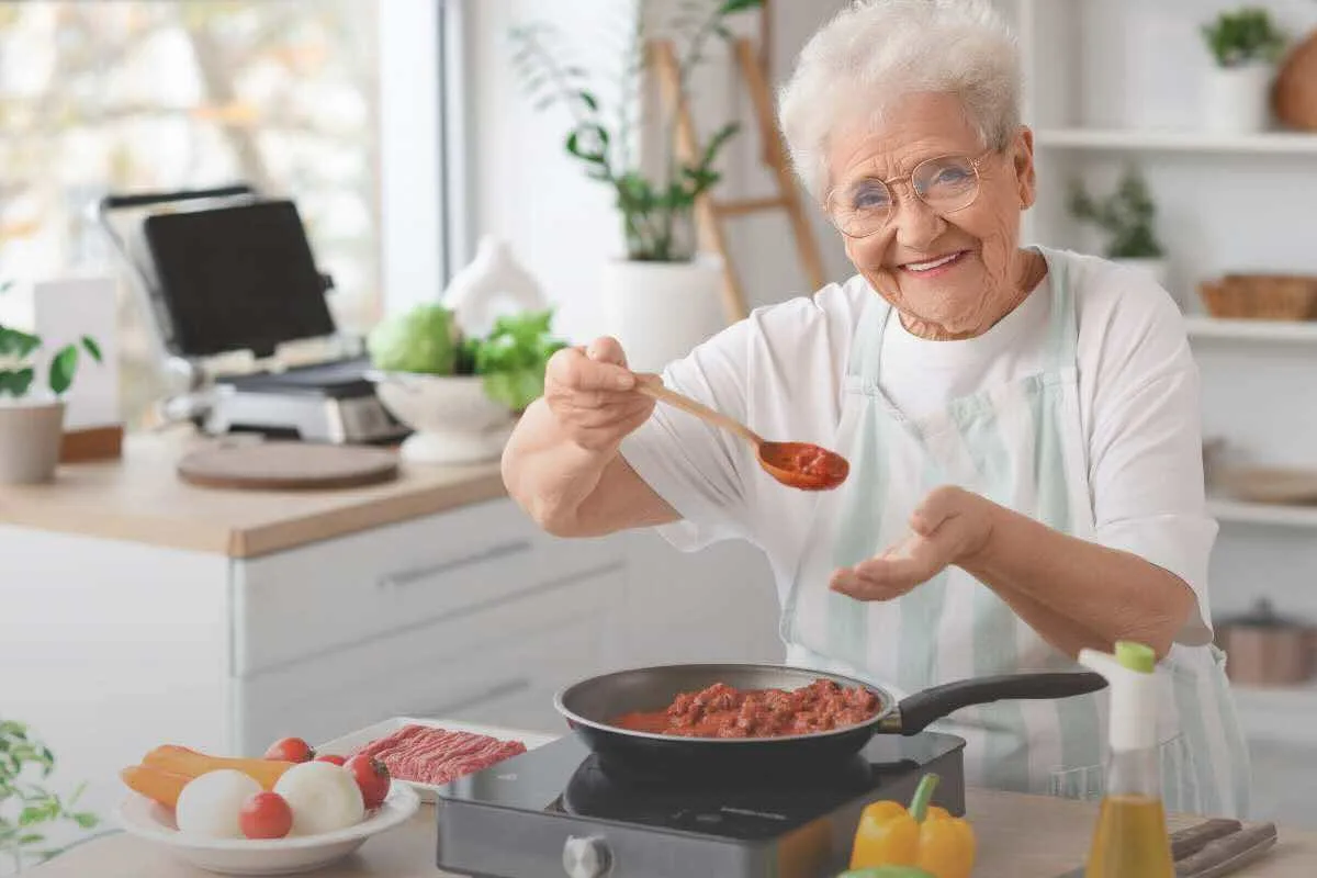 Cucina sicura per gli anziani
