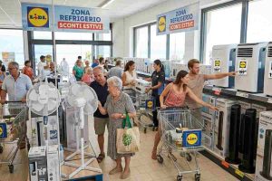 Persone negozio Lidl 14052026 lsdi.it