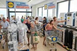 Persone negozio Lidl 14052026 lsdi.it