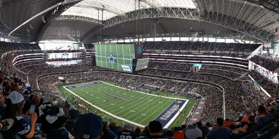 Interno dell AT&T Stadium di Arlington, sede della semifinale Francia-Spagna dei Mondiali 2026