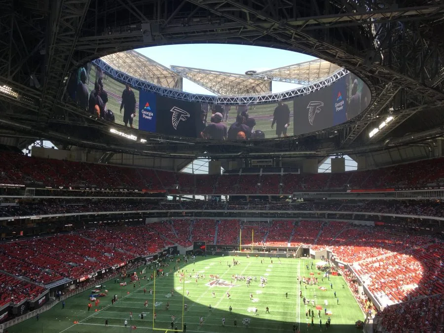 Interno del Mercedes-Benz Stadium di Atlanta, sede della semifinale Inghilterra-Argentina dei Mondiali 2026