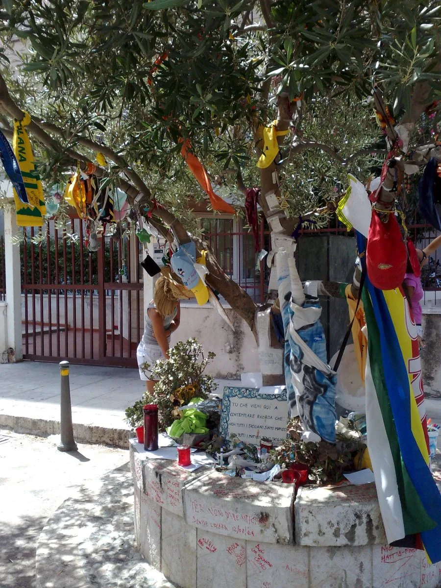 Albero della memoria dedicato a Paolo Borsellino in via d’Amelio a Palermo