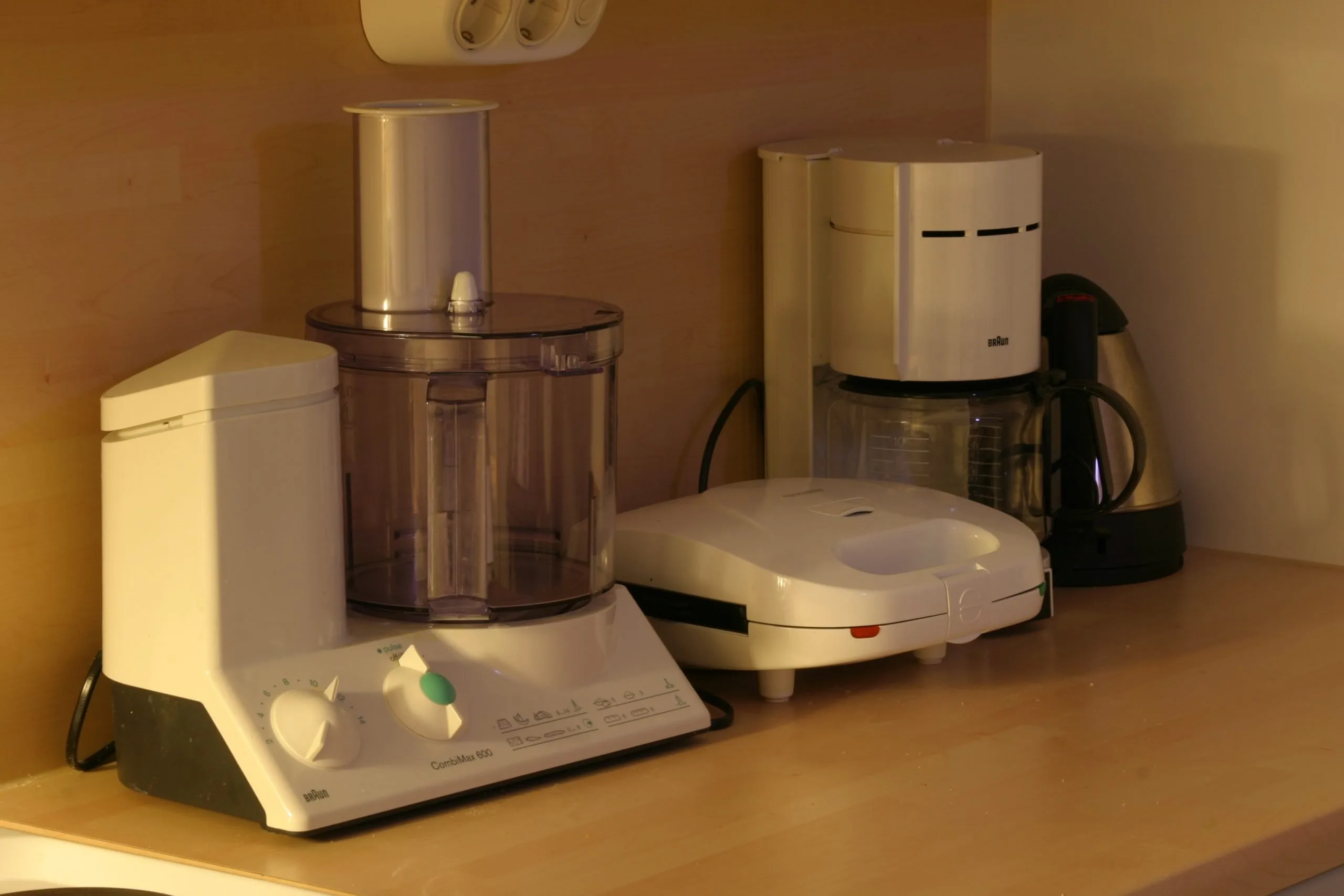 Piccoli elettrodomestici da cucina soggetti a usura e possibili riparazioni