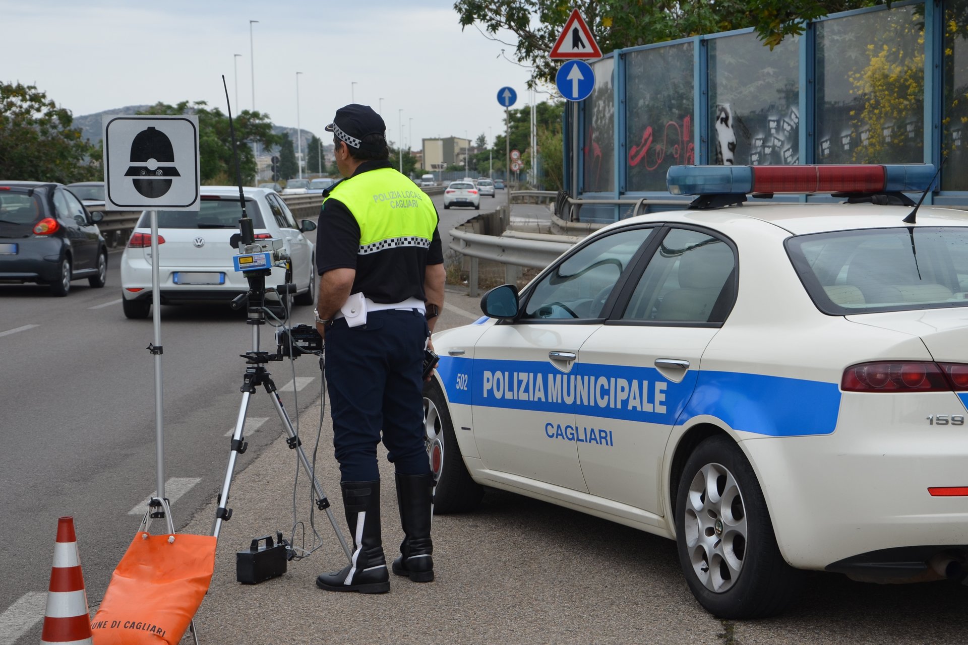 Postazione di controllo della velocita con Polizia Municipale a Cagliari