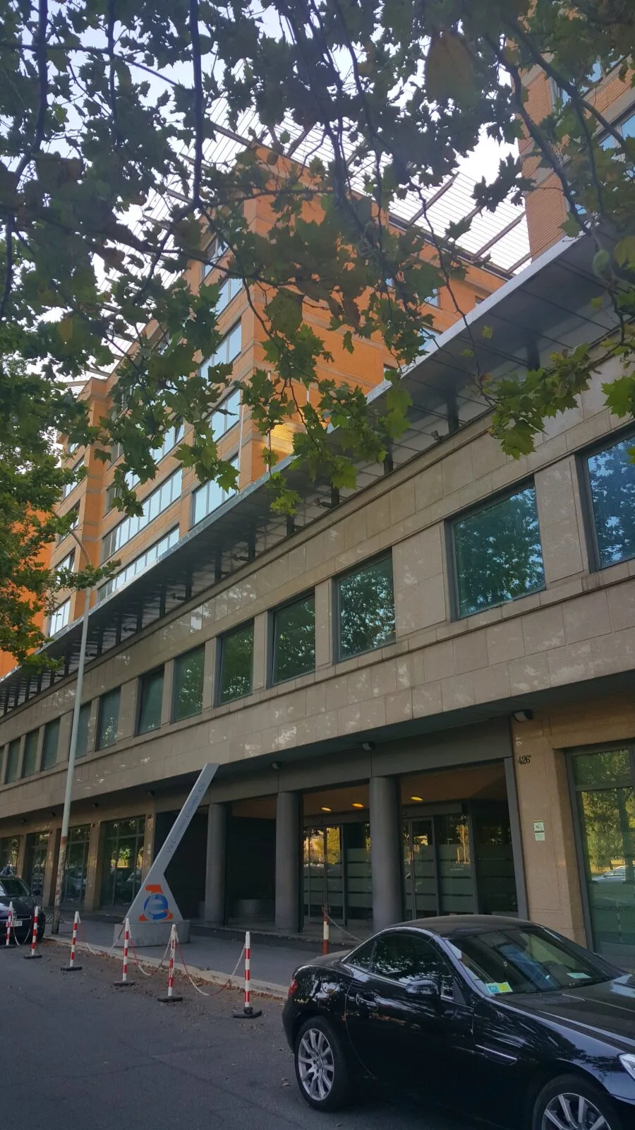 Sede centrale dell Agenzia delle Entrate a Roma