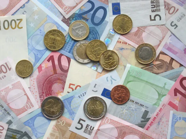 Credito consumo euro banconote monete