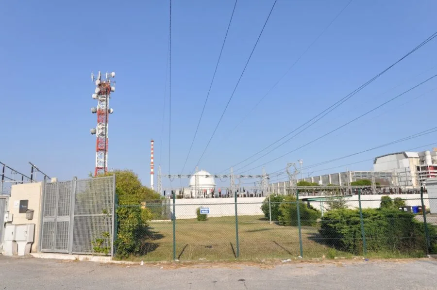 Impianto nucleare di Borgo Sabotino a Latina con infrastrutture elettriche