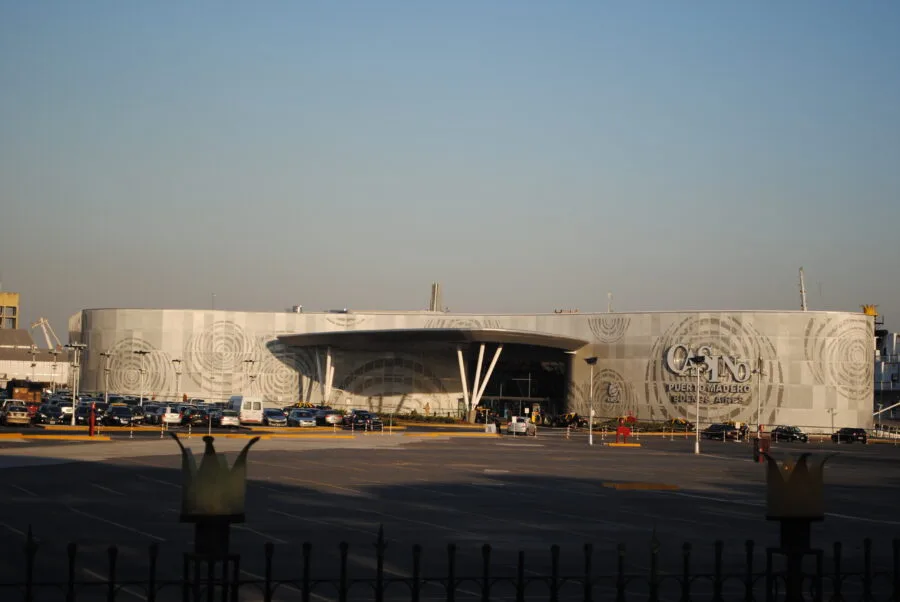 Facciata del Casino Puerto Madero a Buenos Aires