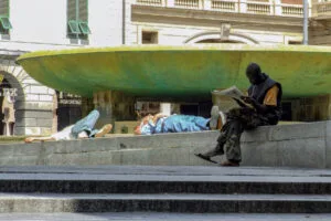 Caldo estivo in Piazza De Ferrari a Genova