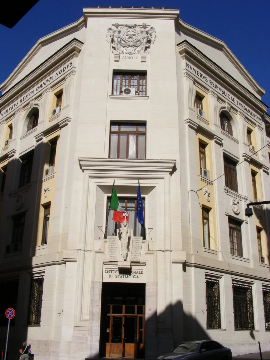 Facciata della sede Istat a Roma