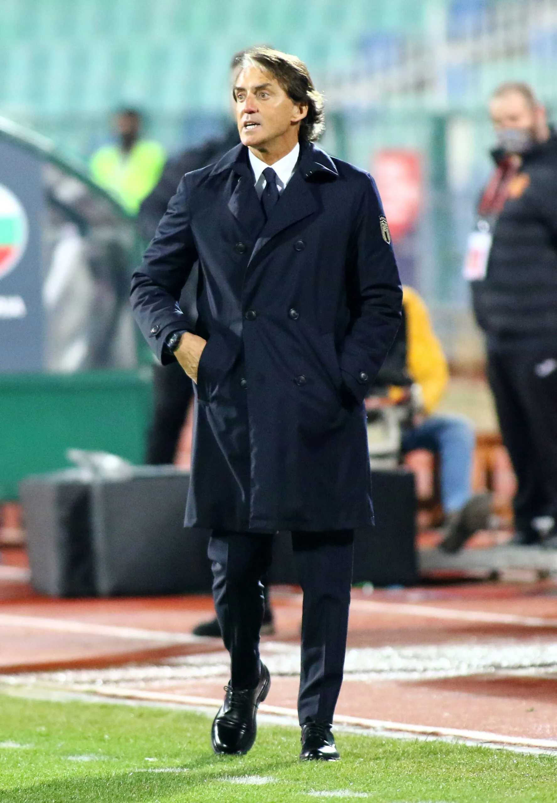Roberto Mancini sulla linea laterale durante una partita dell'Italia