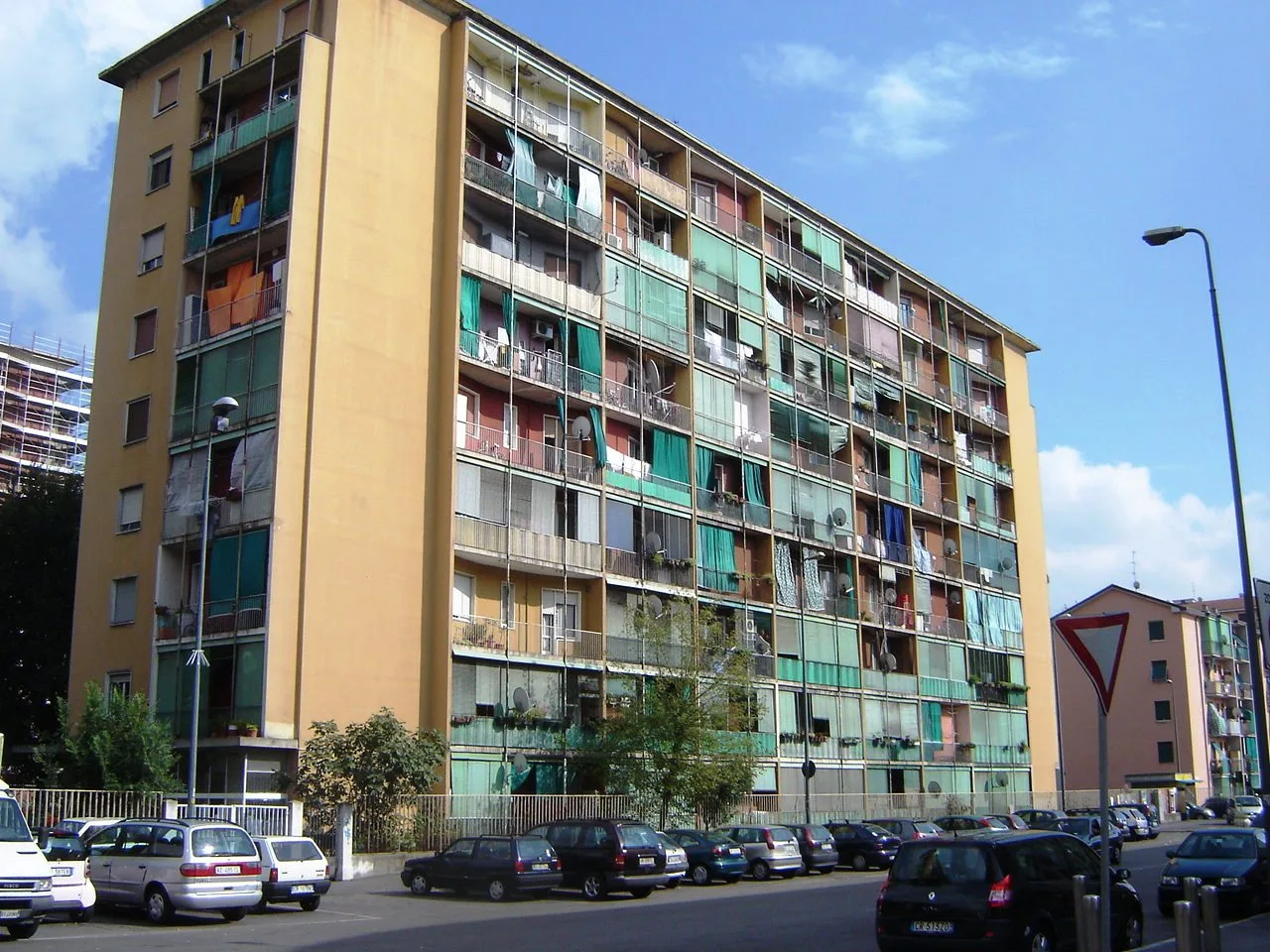 Condominio residenziale, contesto per affitto e mutuo prima casa
