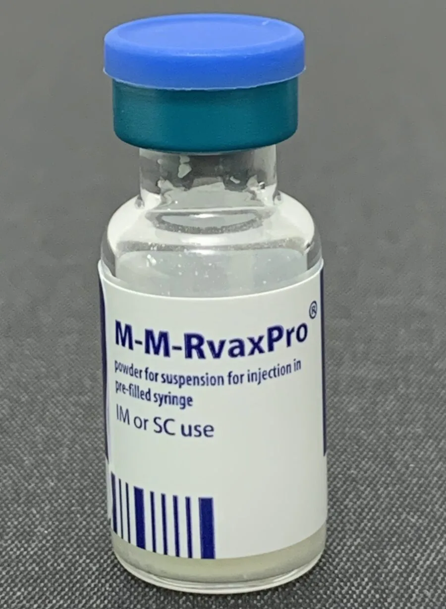 Flacone di vaccino MPR contro morbillo parotite e rosolia