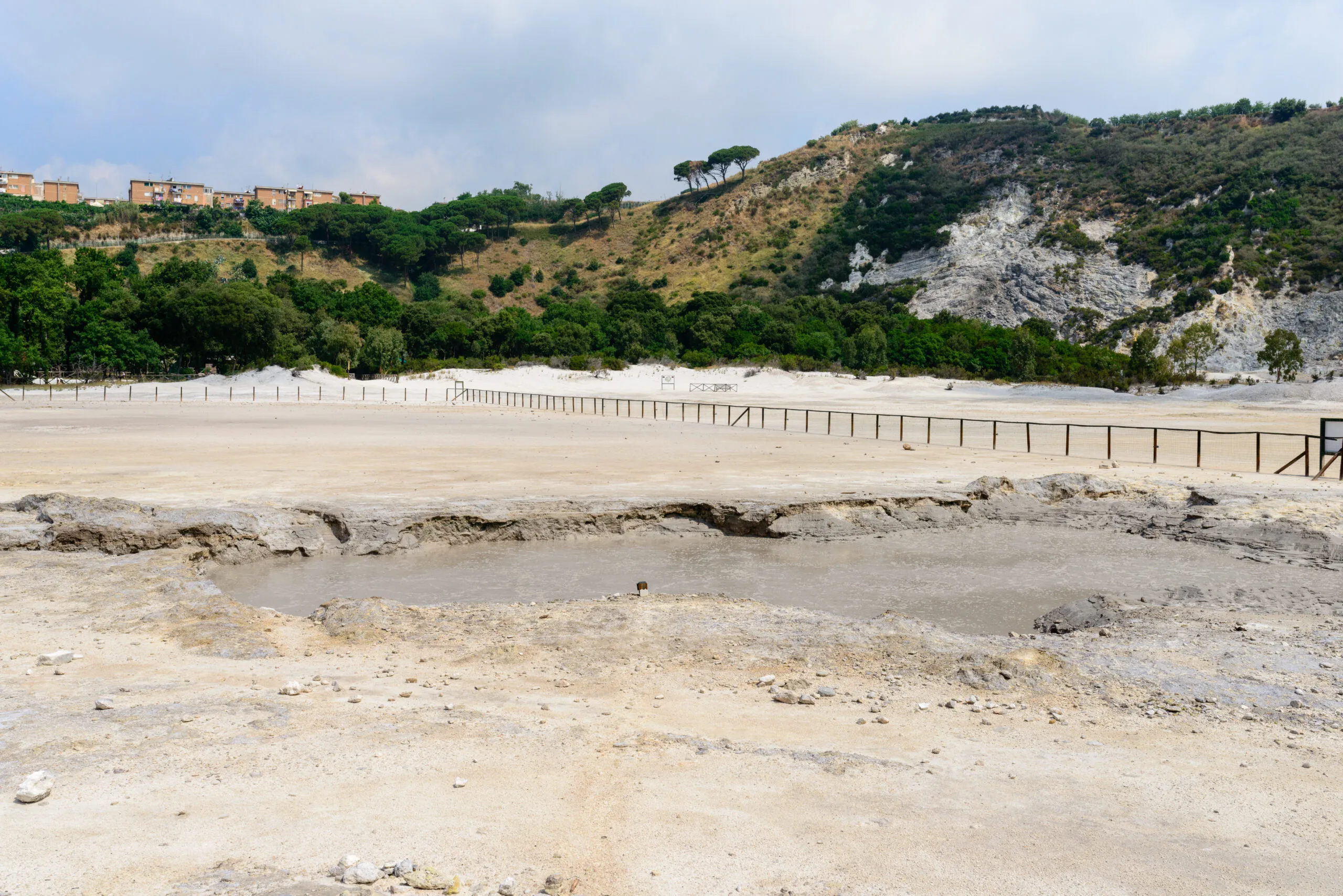 La Solfatara di Pozzuoli nei Campi Flegrei
