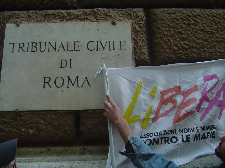 Targa del Tribunale civile di Roma