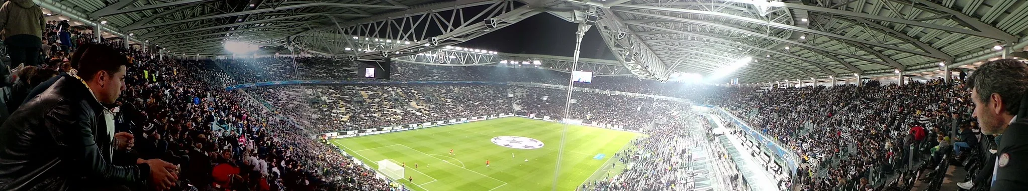 Panorama interno dello Juventus Stadium durante Juventus-Real Madrid nel 2013