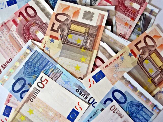 Banconote euro, immagine d’archivio del risparmio