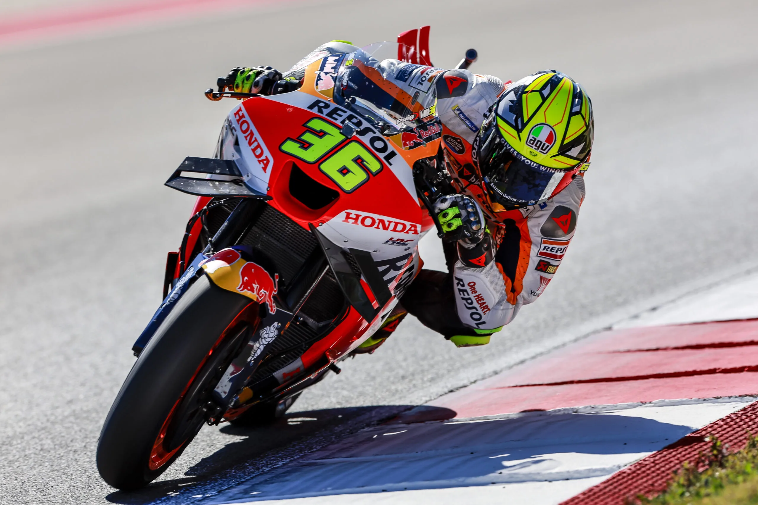 Joan Mir sulla Honda numero 36 nel GP del Portogallo 2023, foto d’archivio