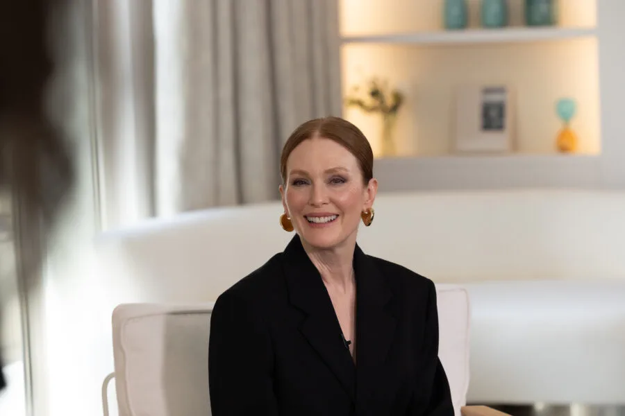 Julianne Moore fotografata al Festival di Cannes 2026