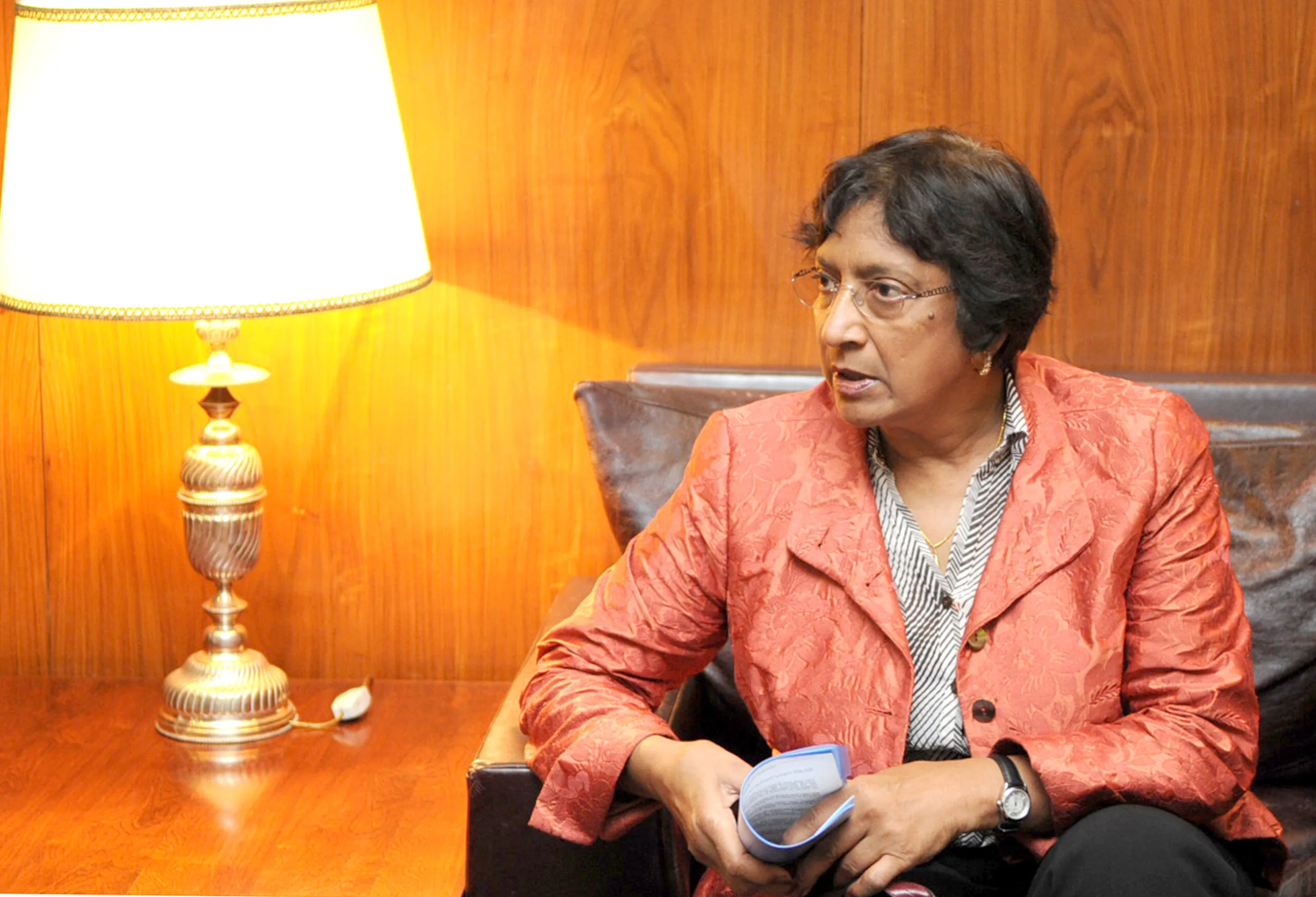 Navanethem Navi Pillay durante un incontro istituzionale