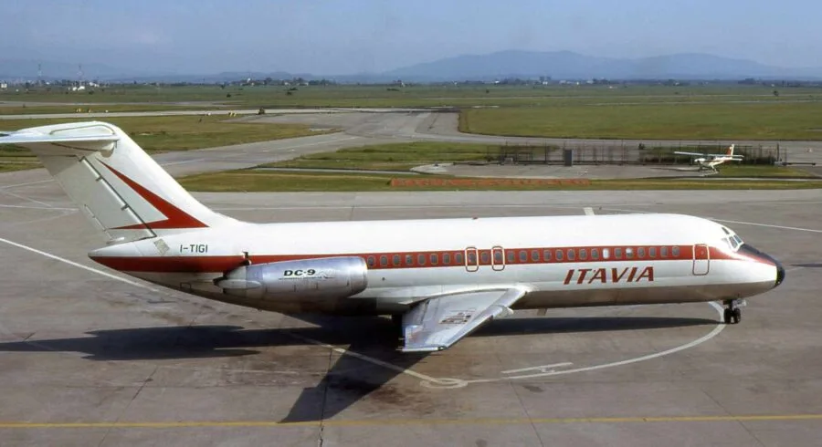Il Douglas DC-9 I-TIGI di Itavia fotografato nel 1973