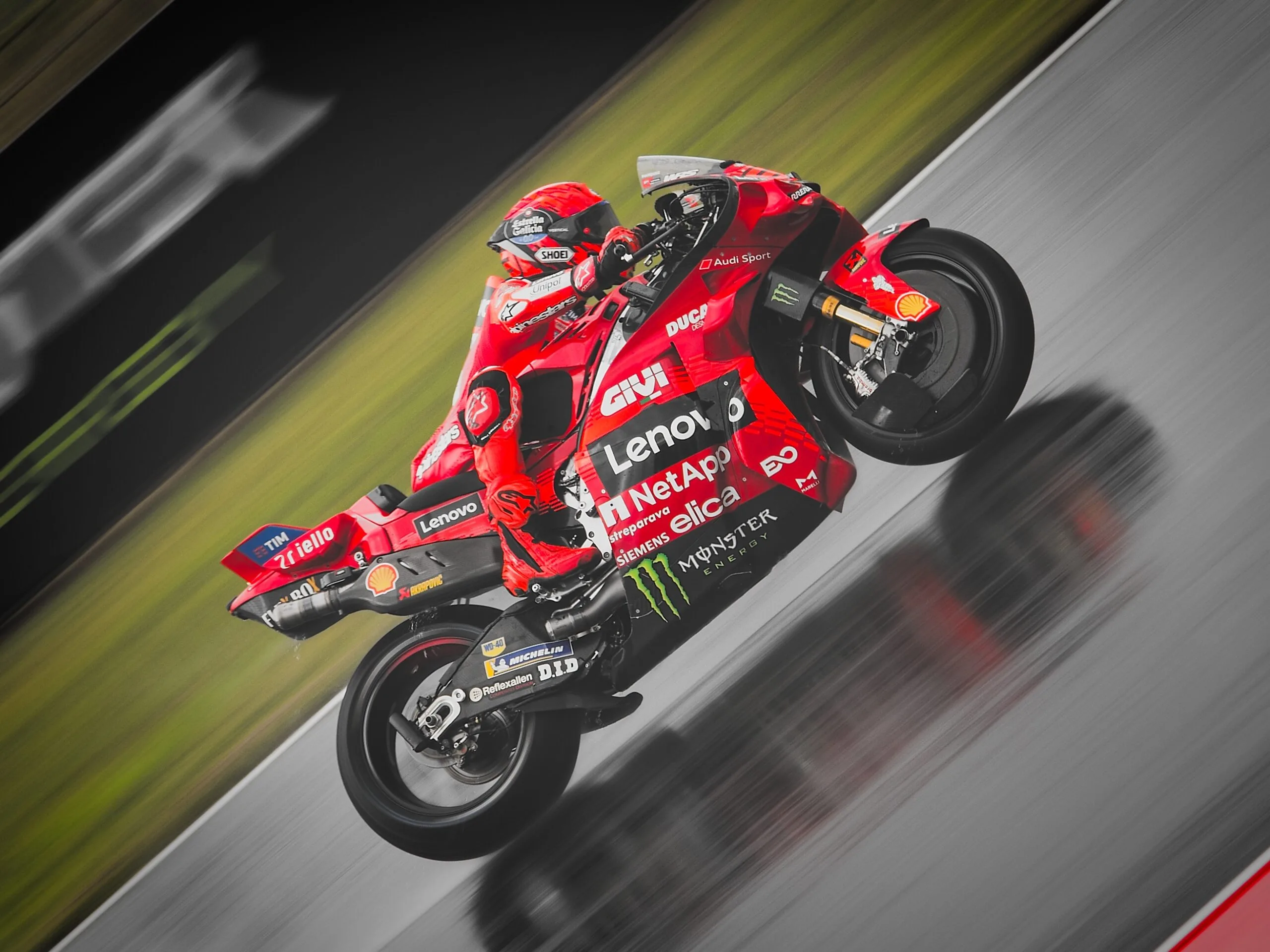 Marc Márquez sulla Ducati rossa a Brno nel 2025, fotografia d’archivio